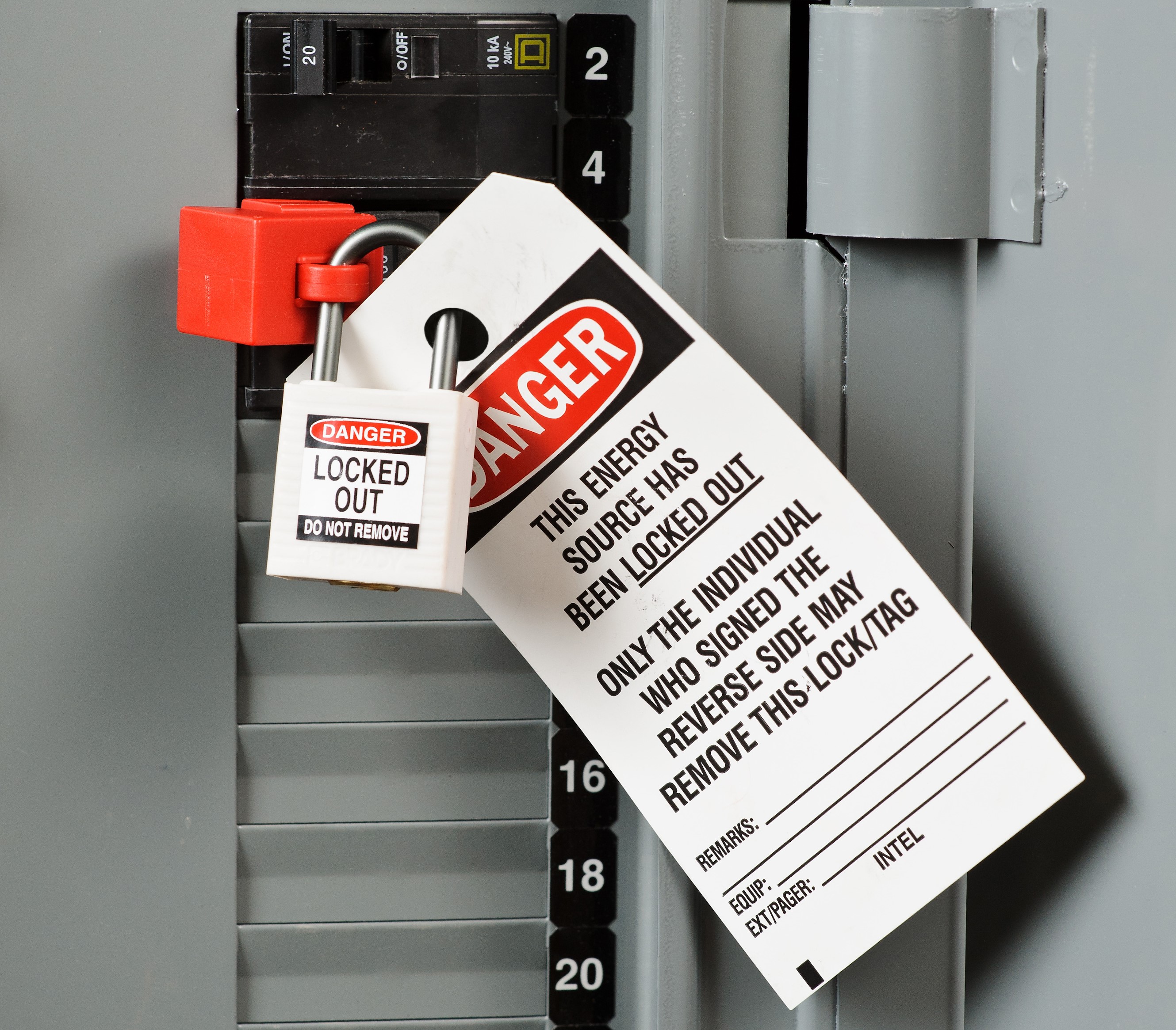 Brady™ Candado de máxima seguridad: Bloqueo y etiquetado Mantenimiento y  seguridad de las instalaciones